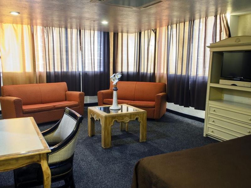 Hotel Photo 9