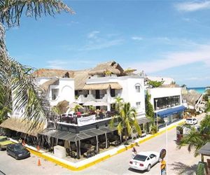 Hotel Partyholic Playa Del Carmen Mexico