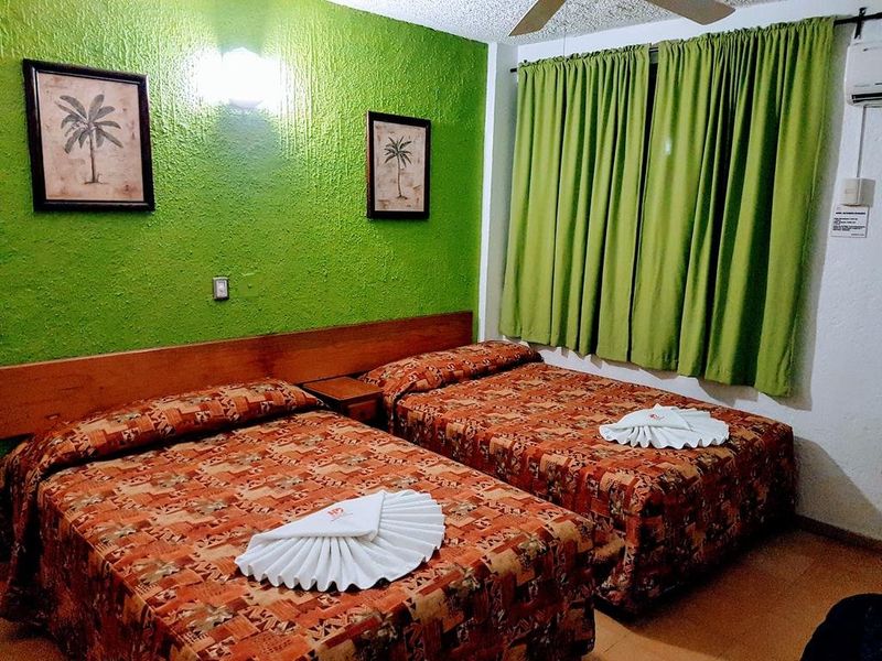 Hotel Photo 1