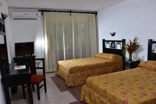 Hotel Photo 3