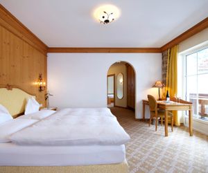 Hotel Schwarzer Adler - Sport & Spa St. Anton Austria