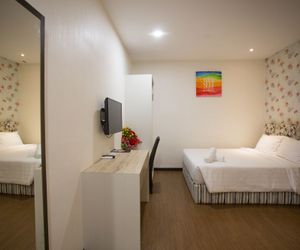 Pearl White Hotel Kangkar Masai Malaysia
