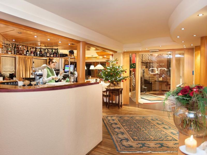 Hotel Photo 16