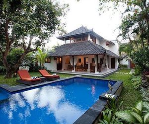 Kubu Pesisi Villas Oberoi Seminyak Indonesia