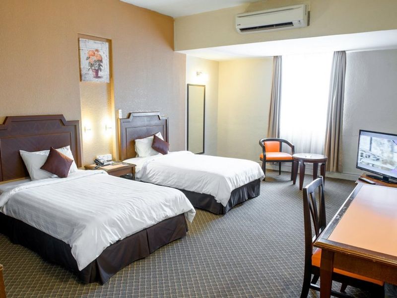 Hotel Photo 6