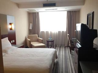 Фото отеля GreenTree Inn JiangSu SuZhou HeShan Business Hotel