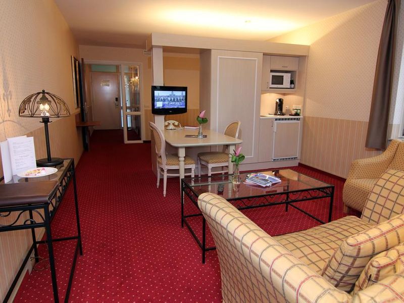 Hotel Photo 5