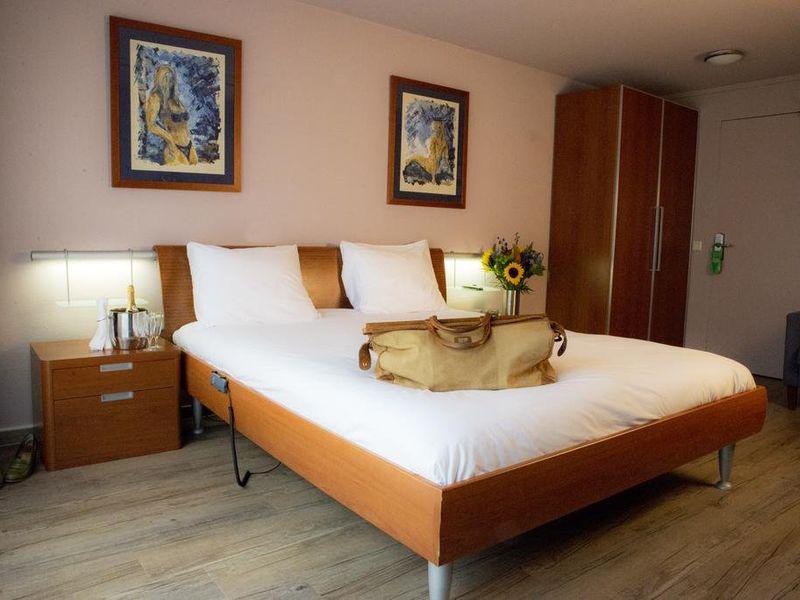 Hotel Photo 3