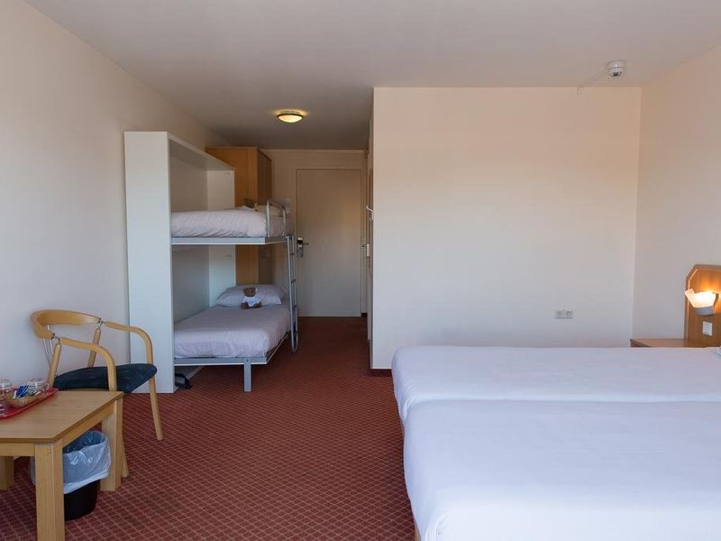 Hotel Photo 5
