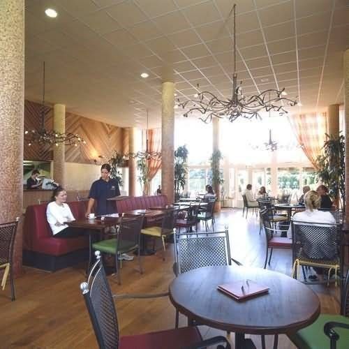 Hotel Photo 10