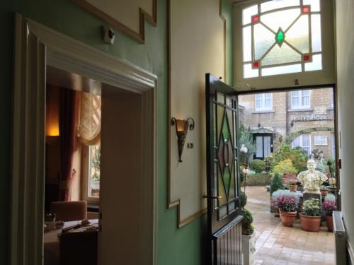 Hotel Photo 16