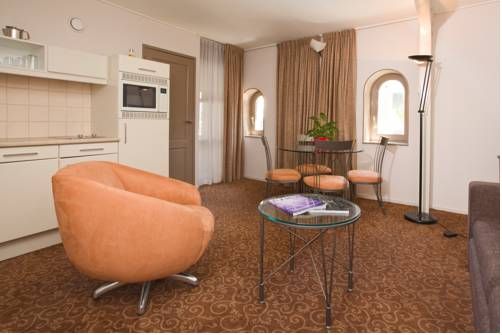 Hotel Photo 9