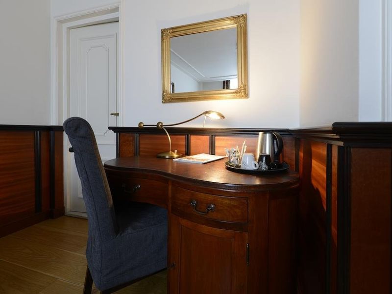 Hotel Photo 16