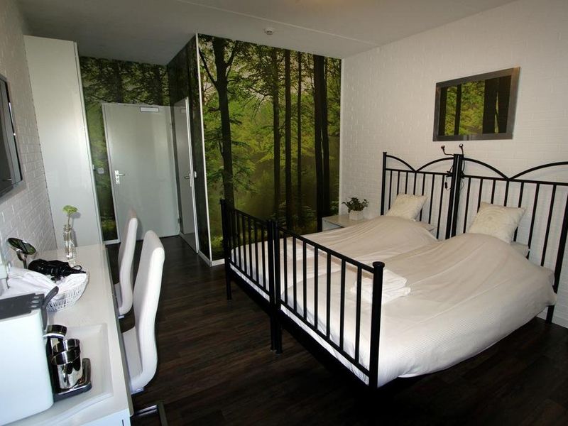 Hotel Photo 1