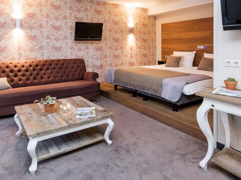 Hotel Photo 9