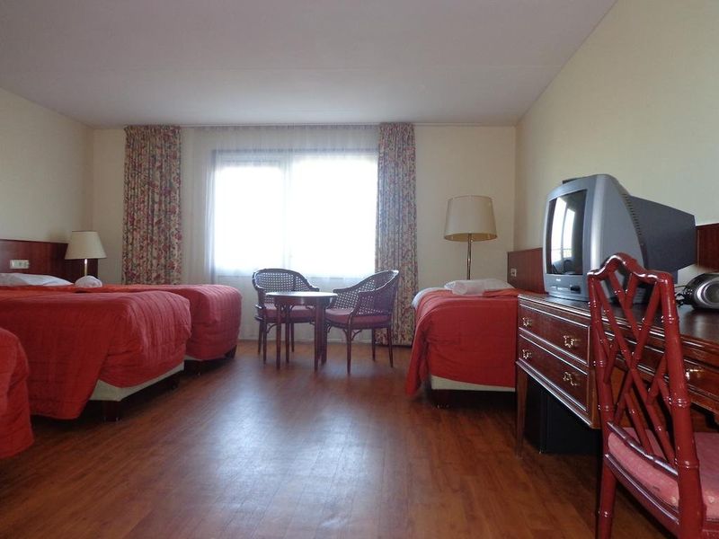 Hotel Photo 5