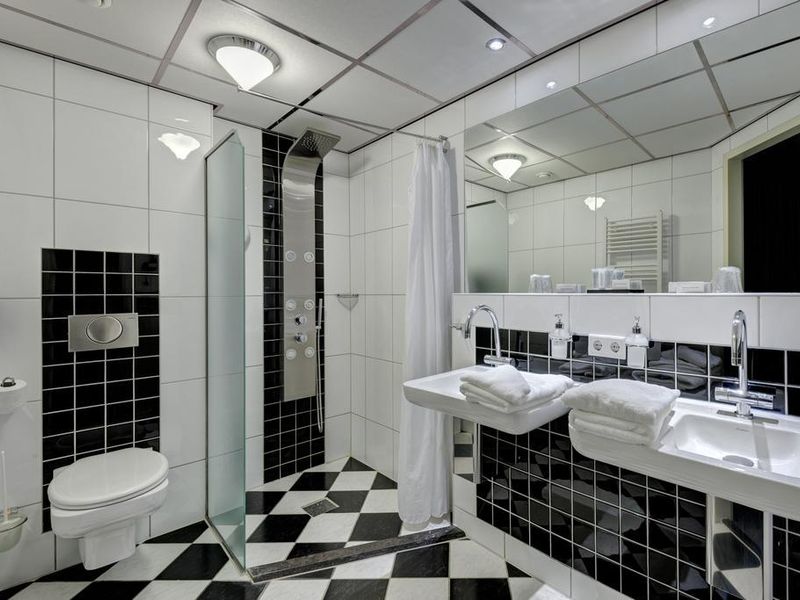 Hotel Photo 8