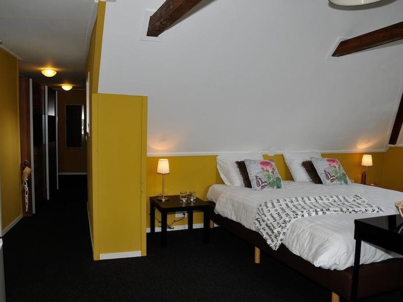 Hotel Photo 5