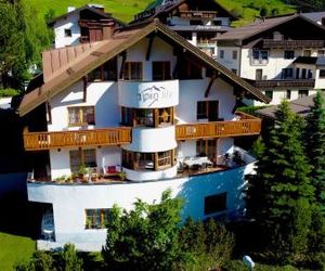 Aparthotel Alpin Life St. Anton Austria