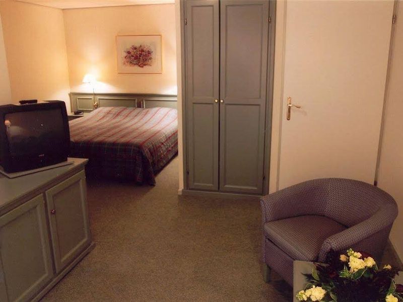 Hotel Photo 8