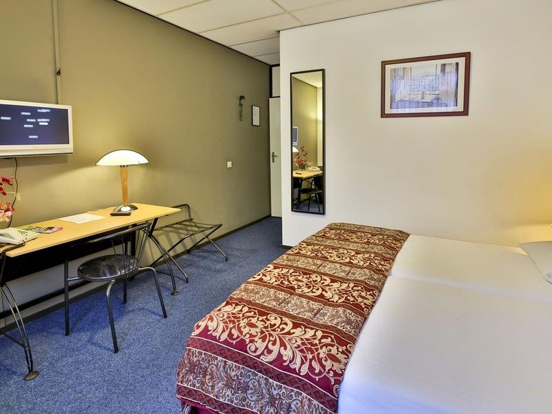 Hotel Photo 6