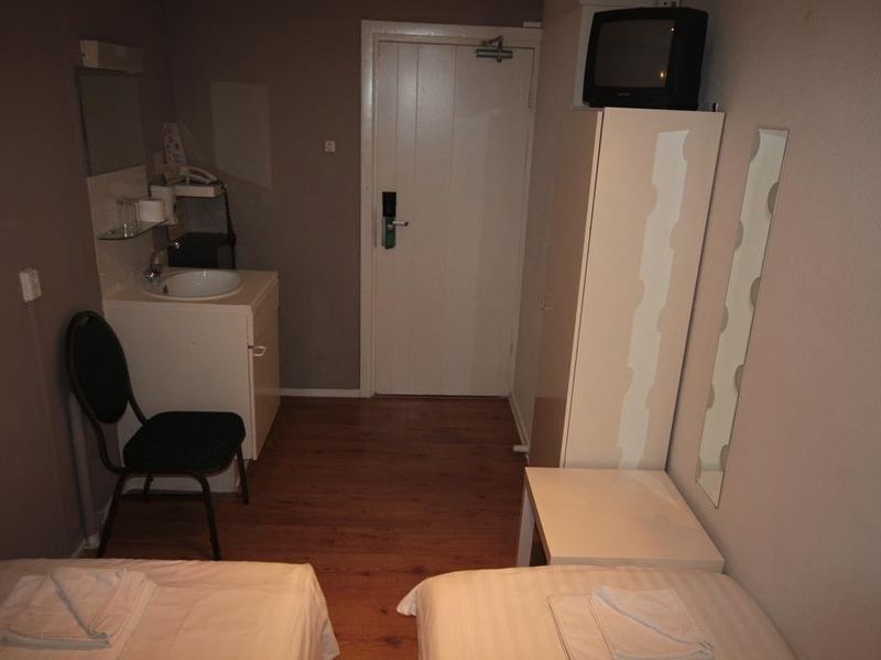 Hotel Photo 15