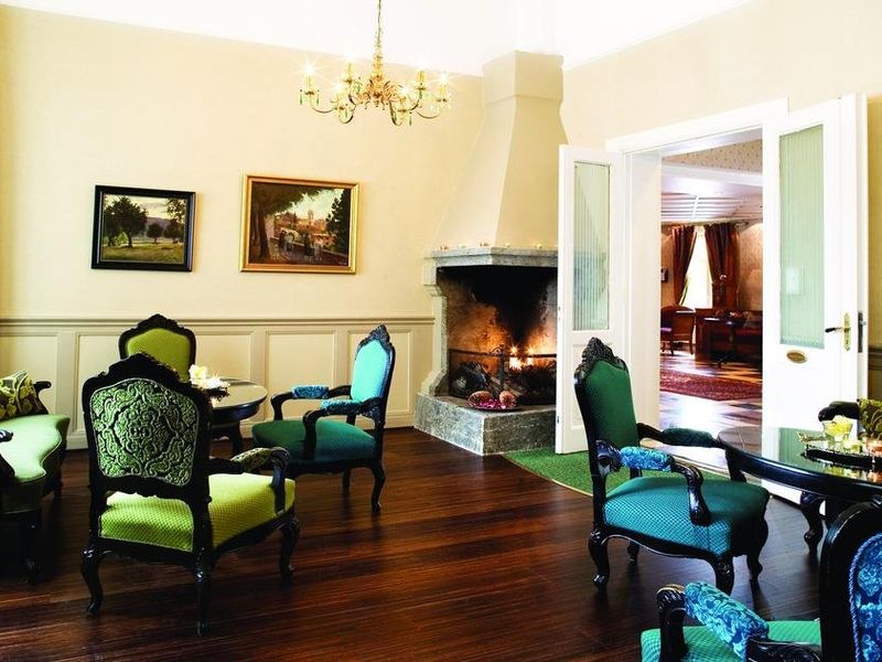 Hotel Photo 9