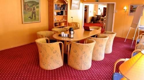 Hotel Photo 8