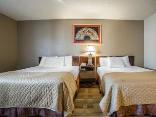 Hotel pic Rodeway Inn Cheyenne East