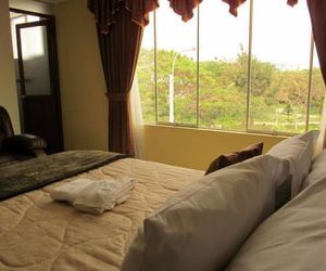 Hostal Los Heraldos de la Merced Trujillo Peru