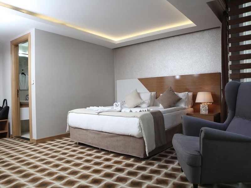 Hotel Photo 8