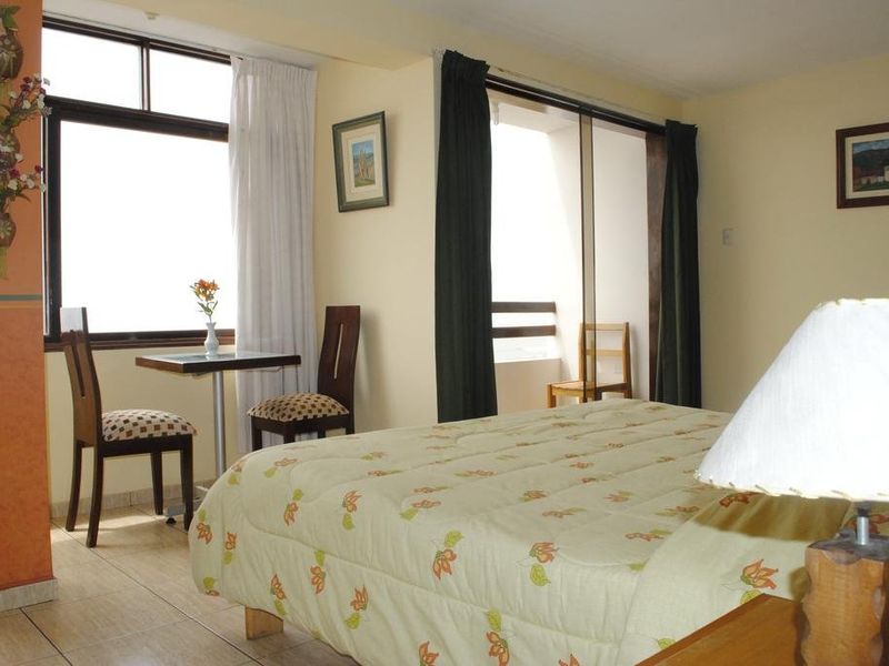 Hotel Photo 3