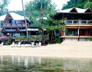 Islandfront Cottages and Restaurant El Nido Philippines