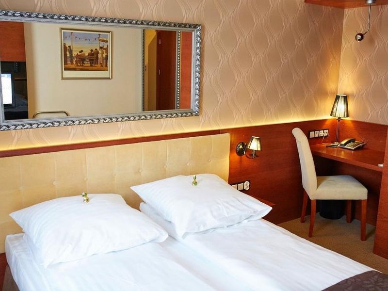Hotel Photo 8