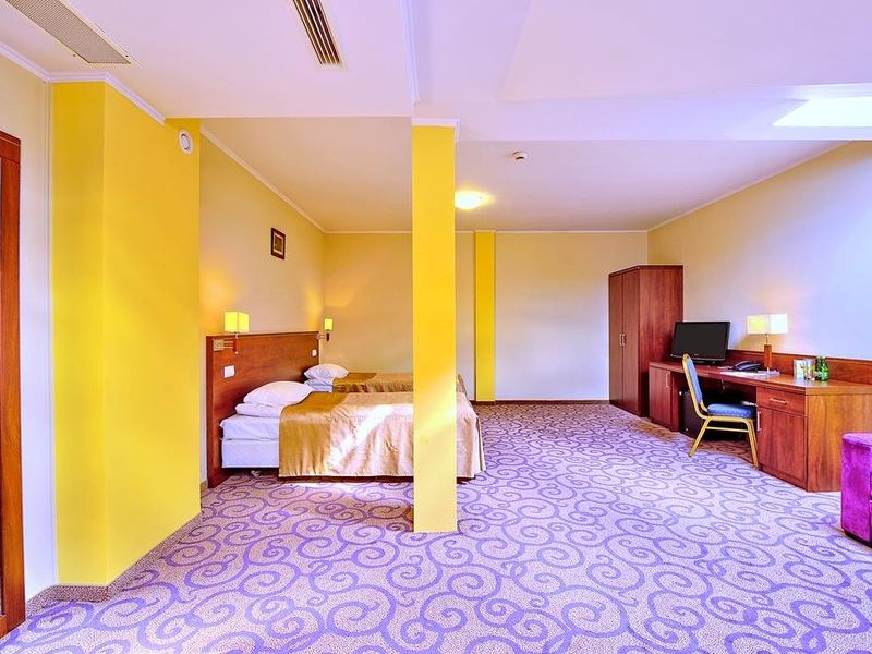 Hotel Photo 1