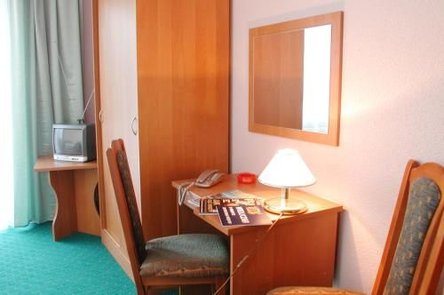 Hotel Photo 1