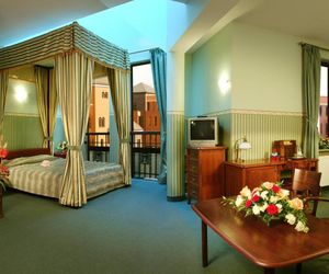 Fort Hotel Jablonna Poland