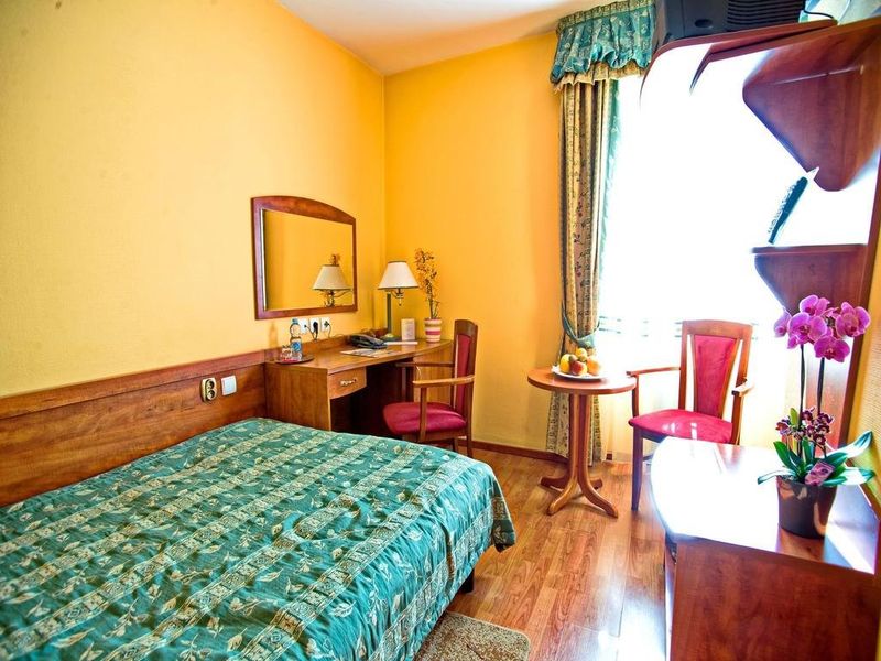 Hotel Photo 3