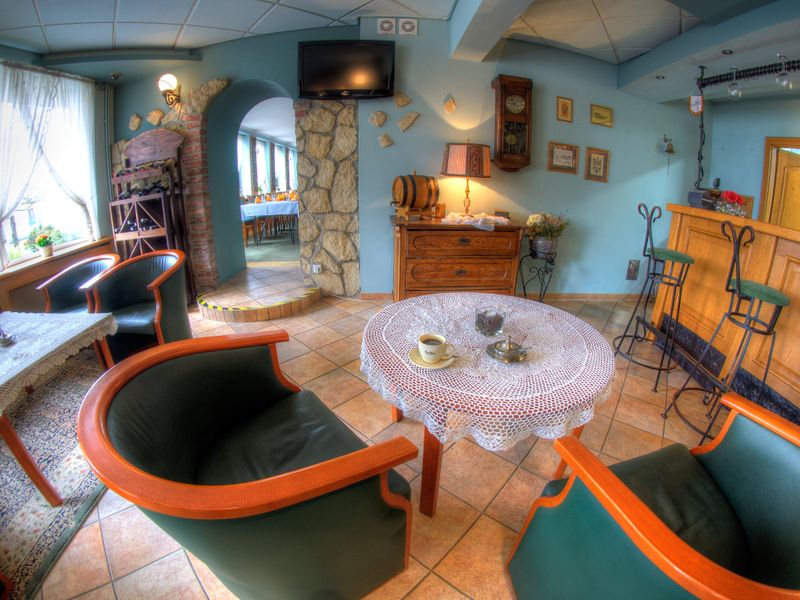 Hotel Photo 9