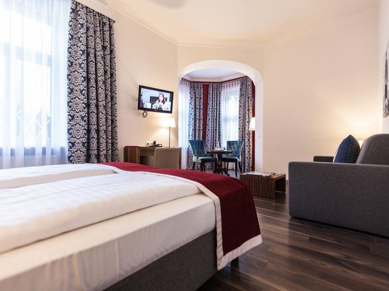 Hotel Photo 1