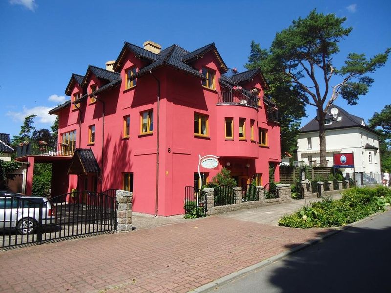 Hotel Photo 1
