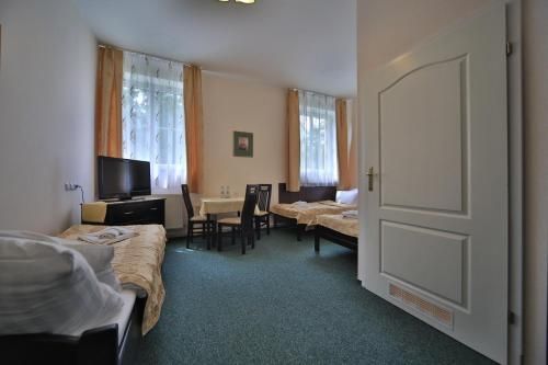 Hotel Photo 9