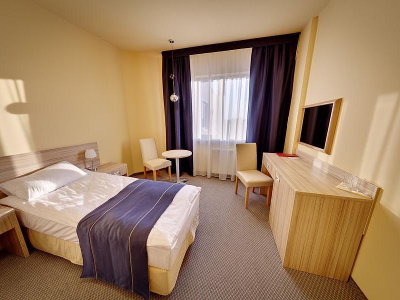 Hotel Photo 1