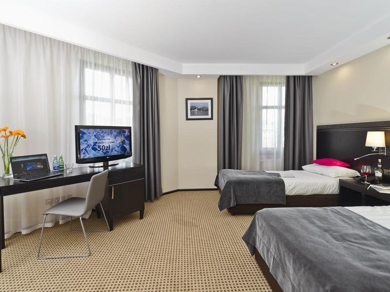 Hotel Photo 1