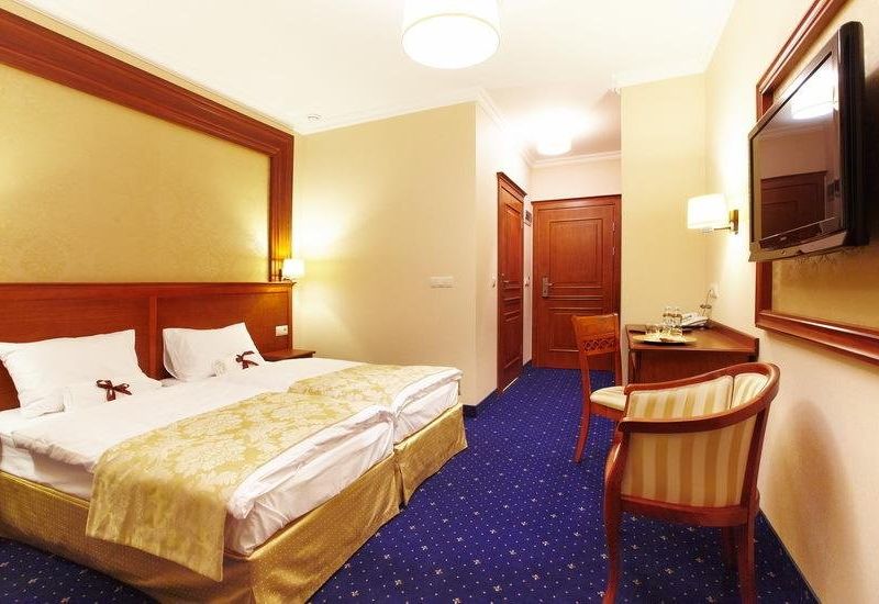Hotel Photo 1