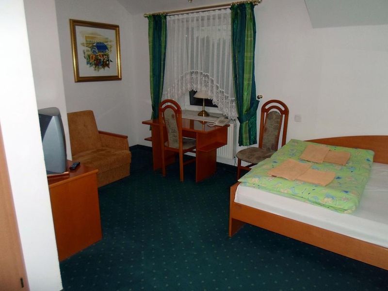 Hotel Photo 9