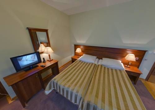 Hotel Photo 8