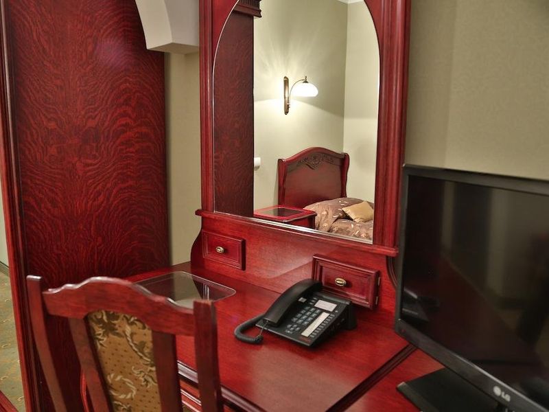Hotel Photo 6