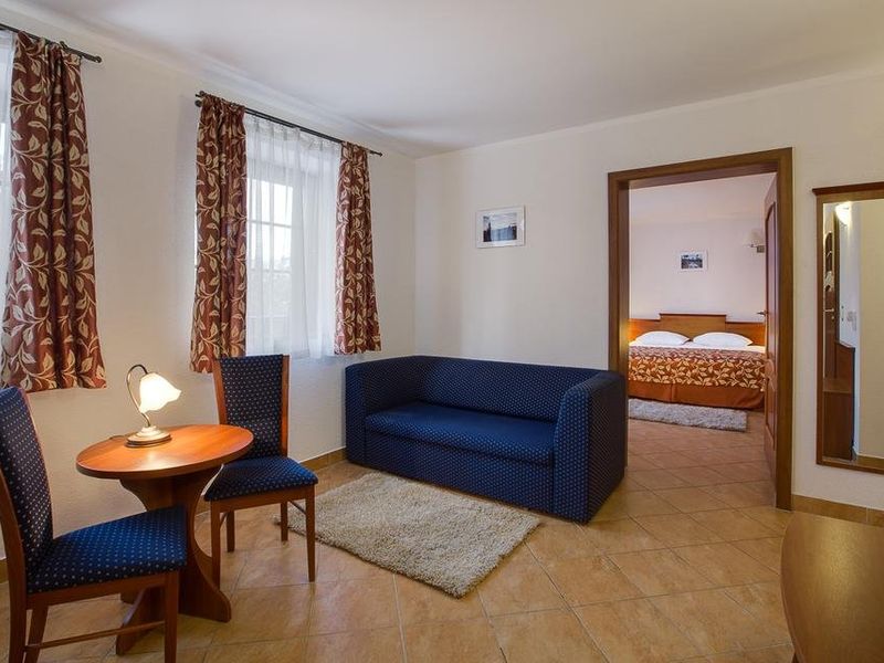 Hotel Photo 9