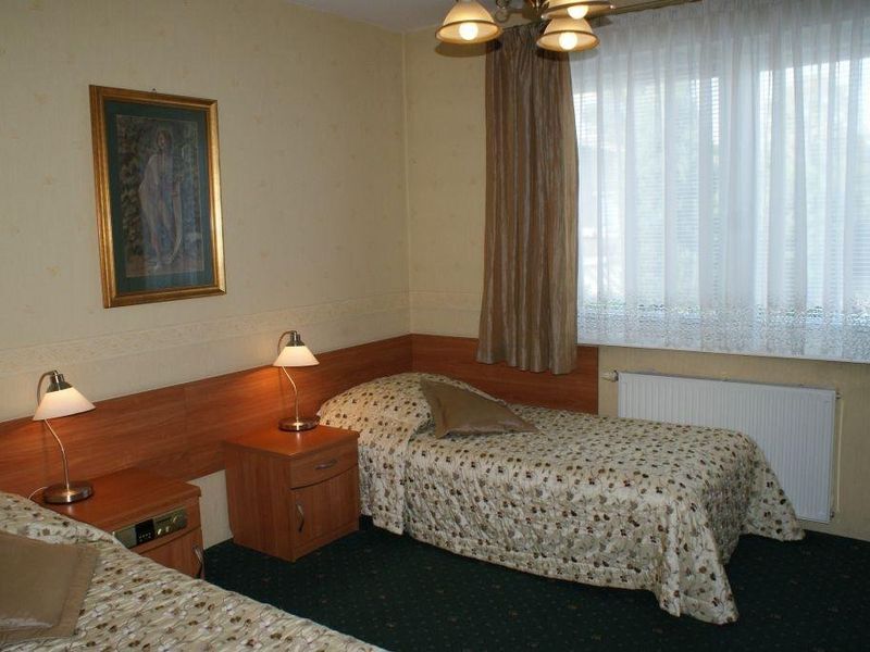 Hotel Photo 12